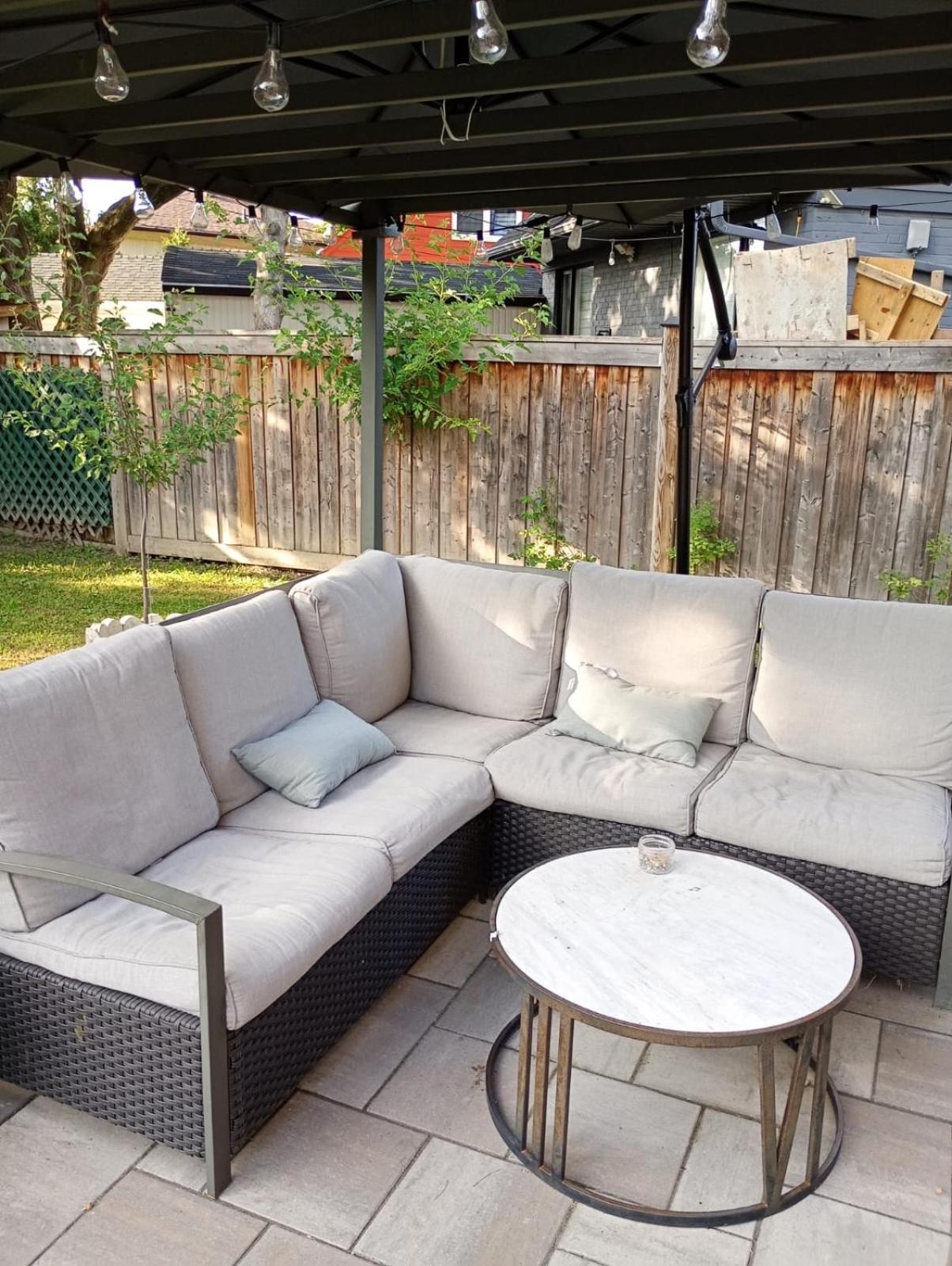 Clearbrooke Gem- Bright Private Bedroom Close To Yyz 多伦多 外观 照片